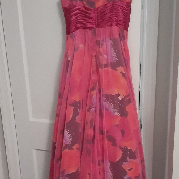 Prom dress - Picture 4 of 4
